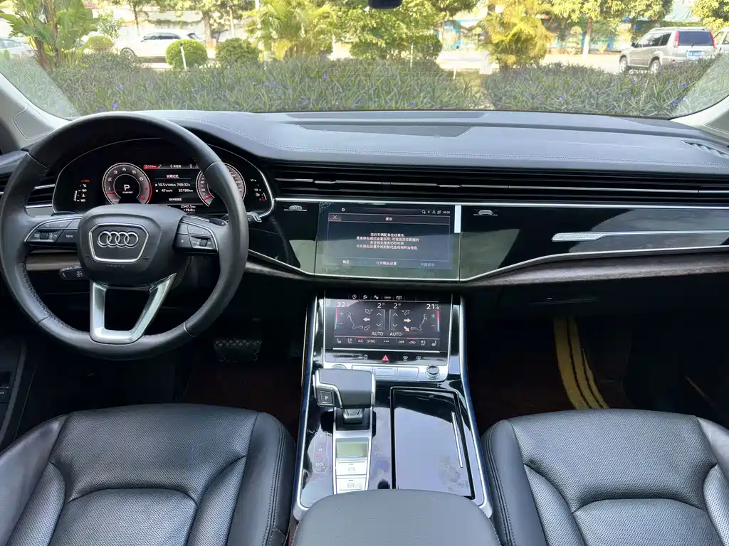 Audi Q7 2023 — фото 10