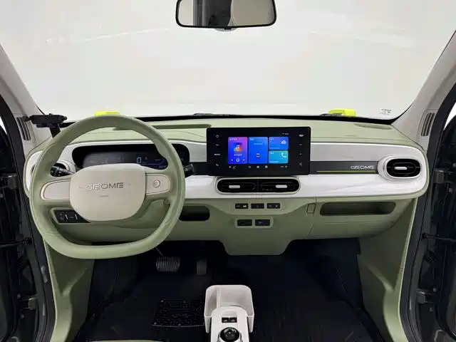 Geely Galaxy Panda 2025