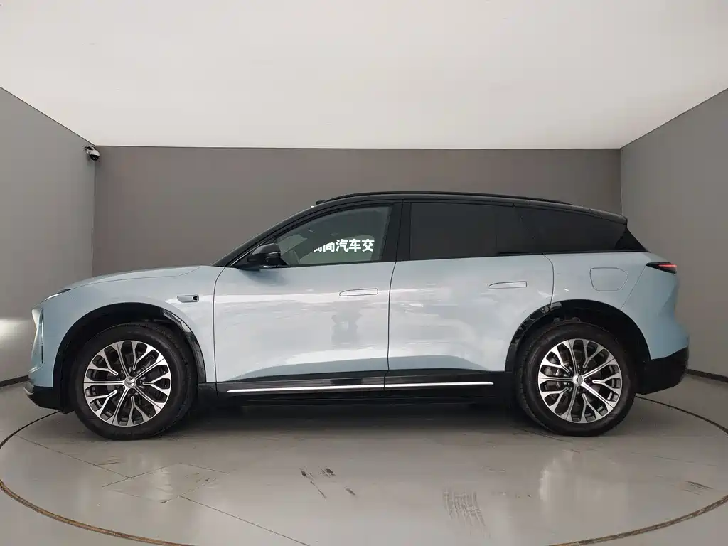 NIO ES6 2025