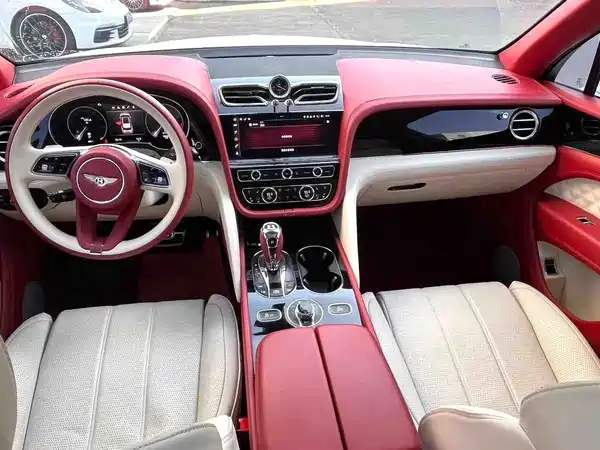 Bentley Bentayga 2022
