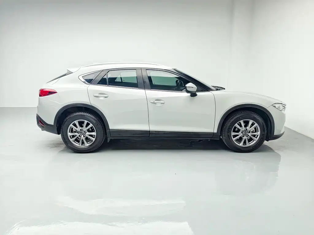 Mazda CX-4 2019 — фото 10