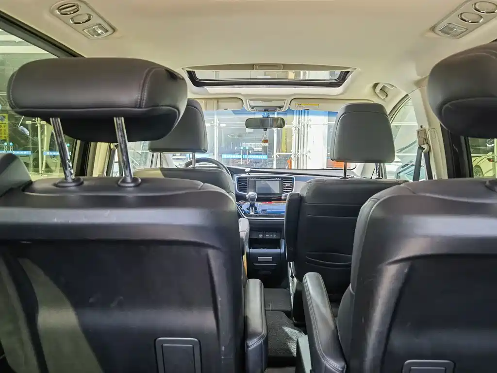 Honda Odyssey 2020 — фото 14