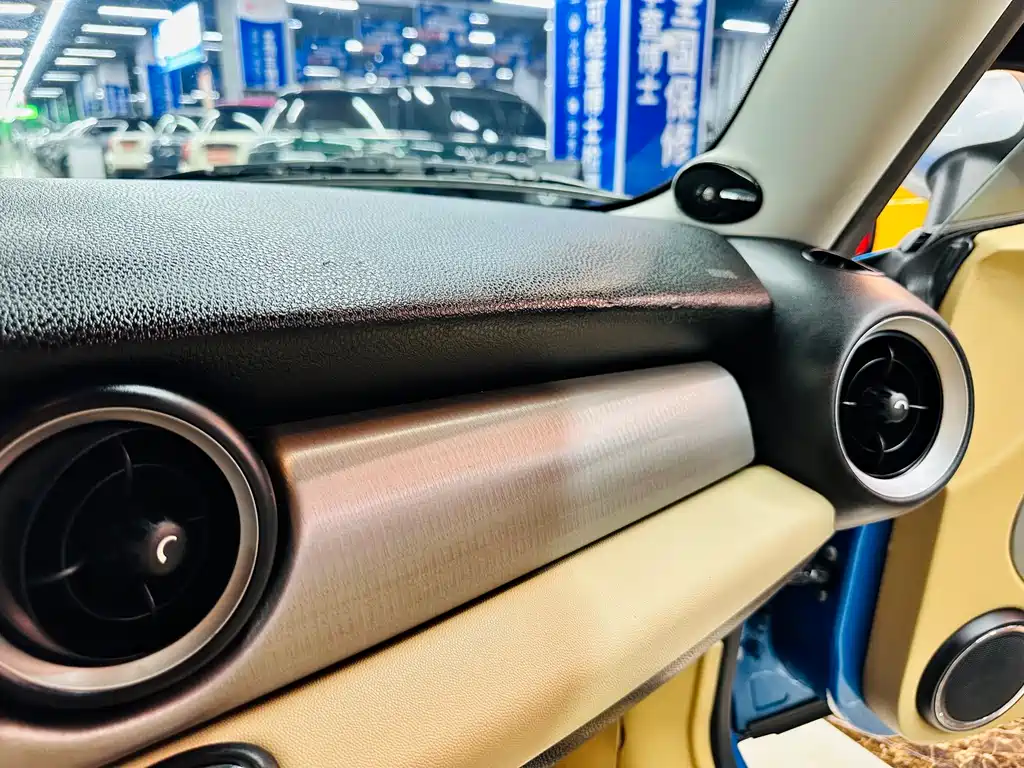 MINI Clubman 2010 — фото 43
