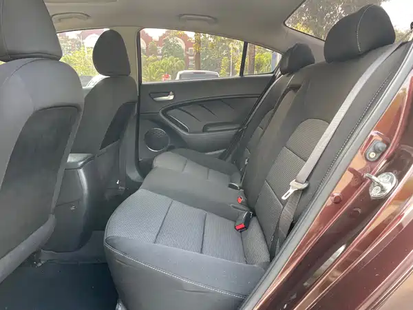 Kia K3 2016