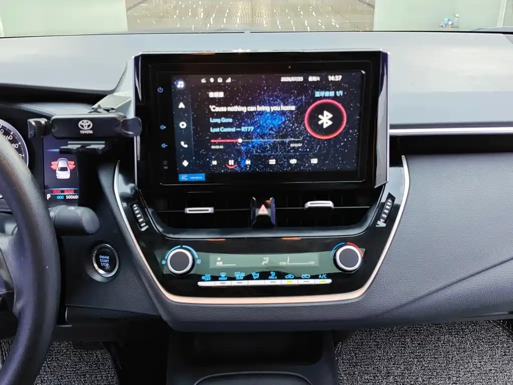 Toyota Corolla 2022 — фото 15