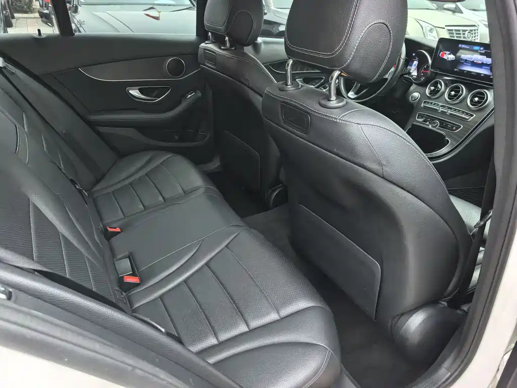 Mercedes-Benz C-Class 2018 — фото 8