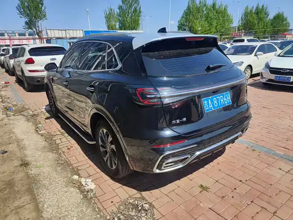 Hongqi HS5 2023