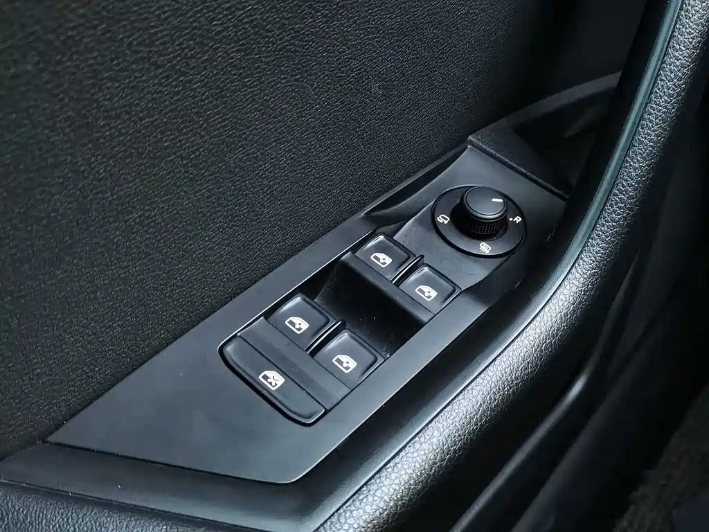 Skoda Speedy 2017 — фото 20
