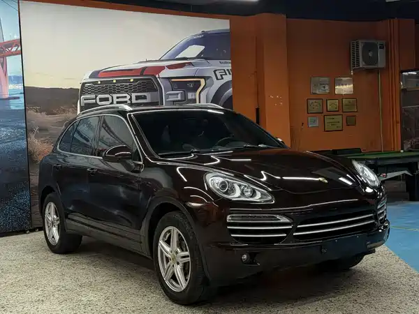 Porsche Cayenne 2014