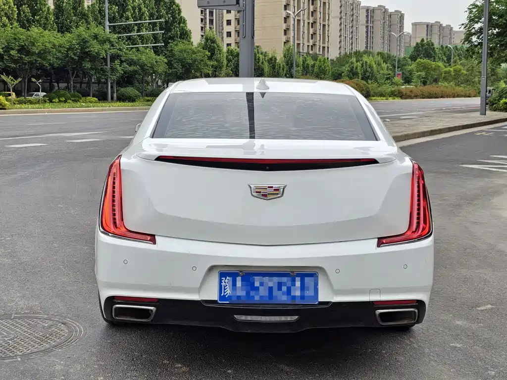 Cadillac XTS 2018 — фото 6