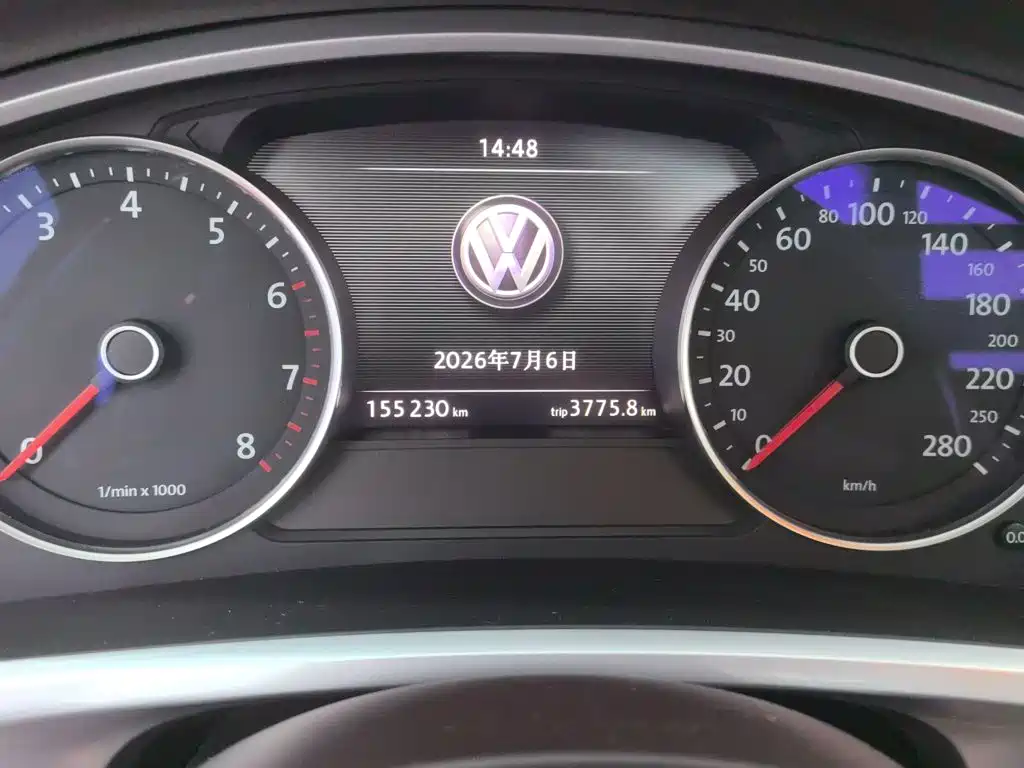 Volkswagen Touareg 2015