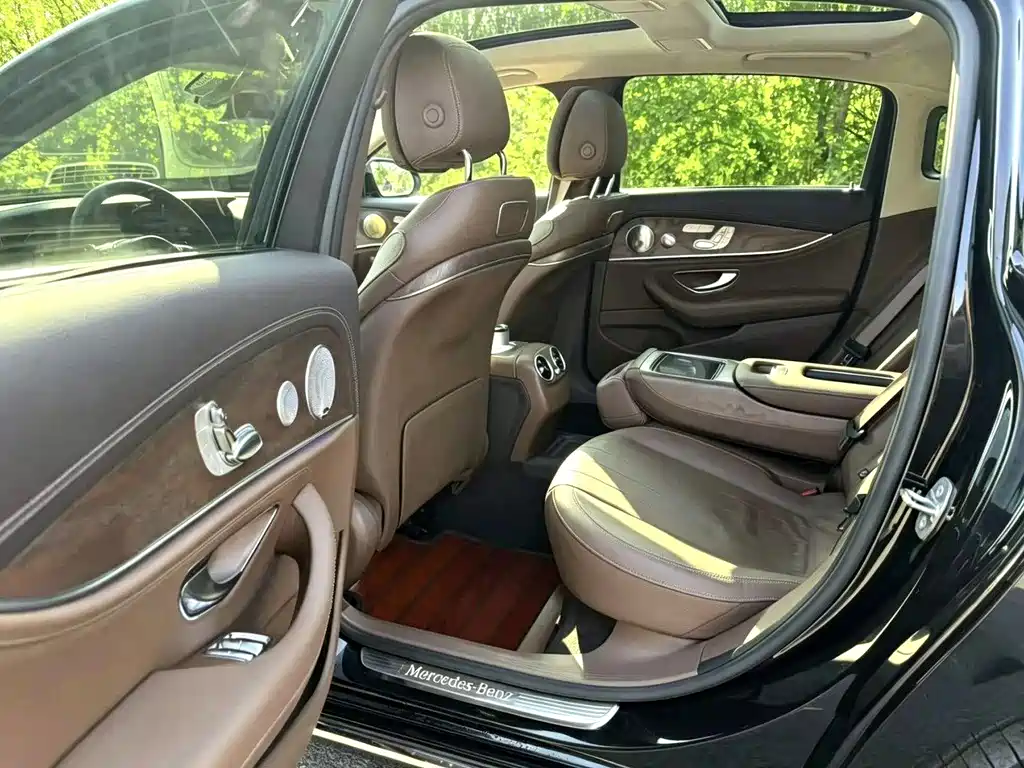 Mercedes-Benz E-Class 2017