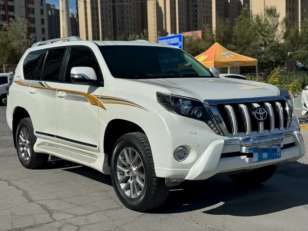 Toyota Prado 2018 — фото 3