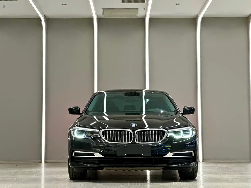 BMW 5 Series 2020