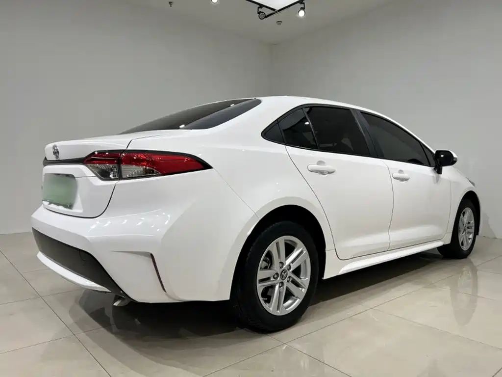 Toyota Levin 2022 — фото 13