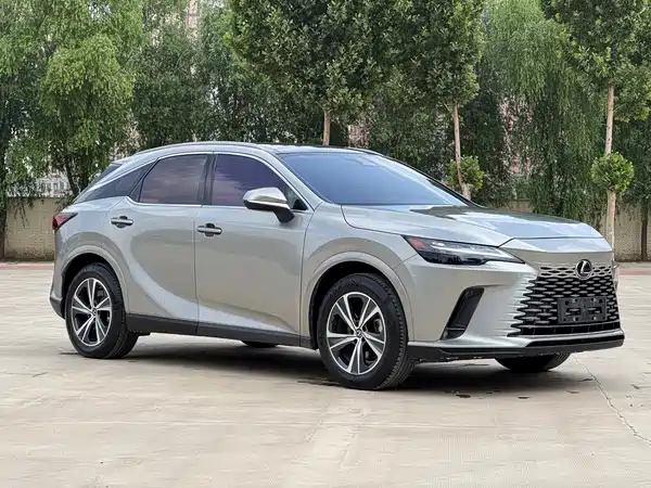 Lexus RX 2024