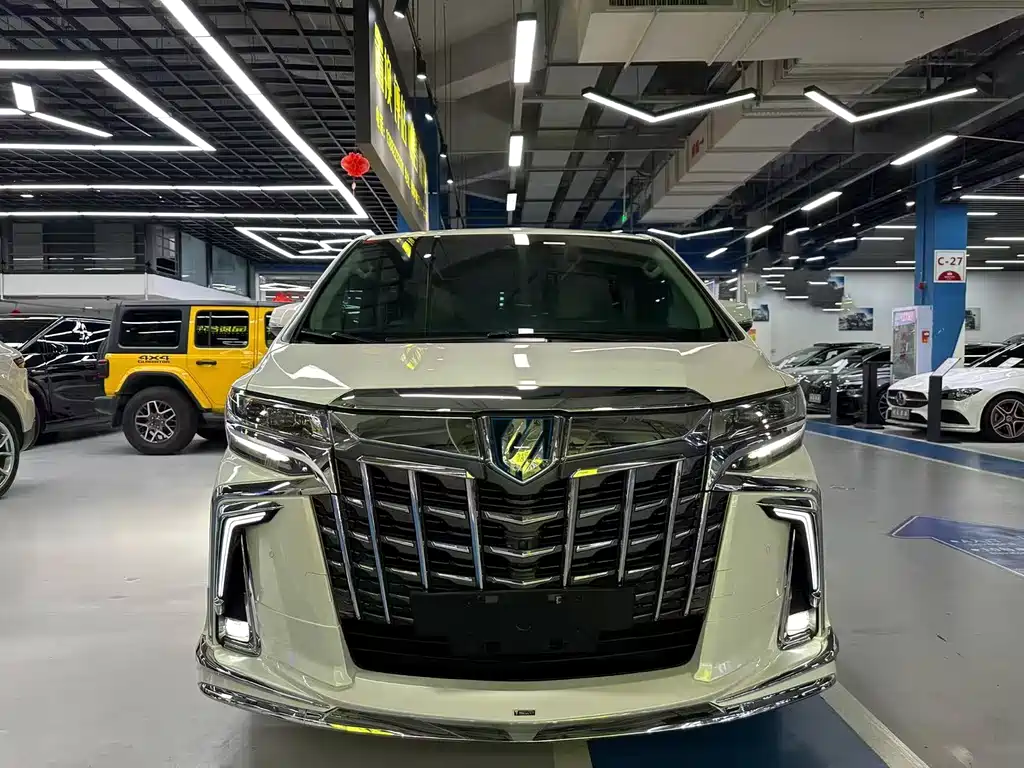 Toyota Alphard 2020 — фото 2