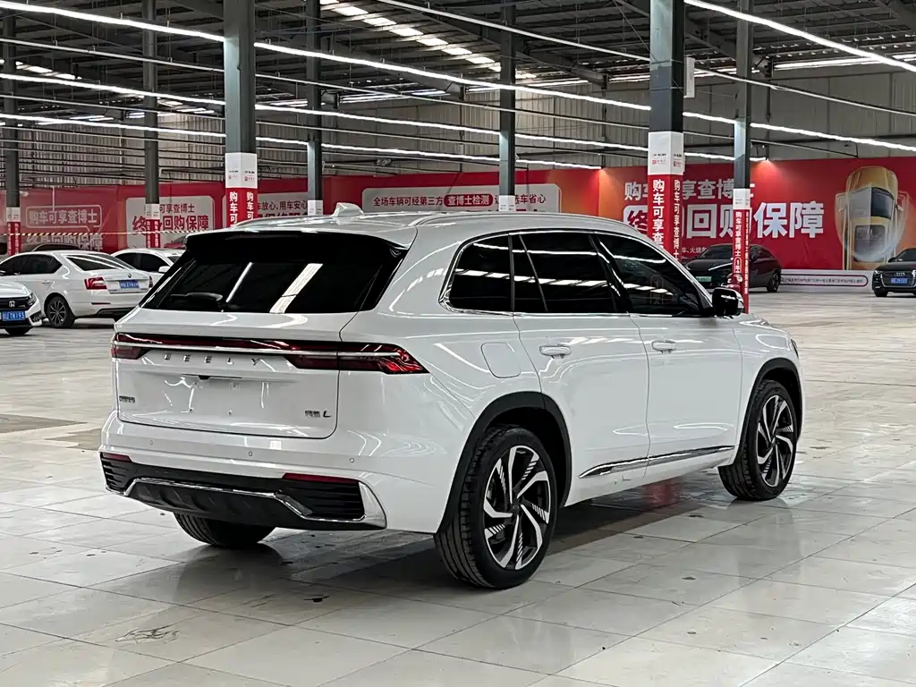 Geely Xingyue L 2024 — фото 17