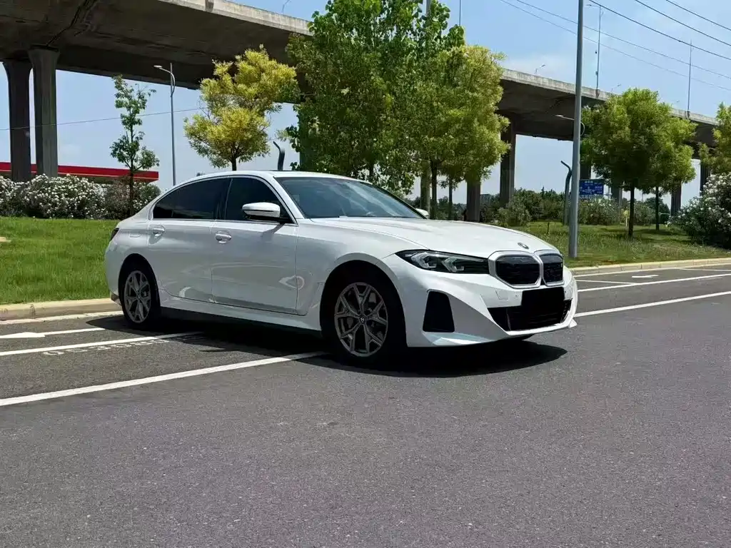 BMW i3 2024