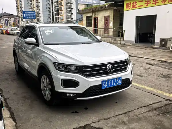 Volkswagen T-Roc 2023