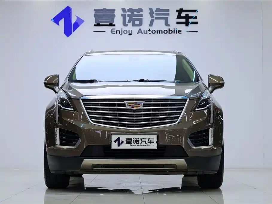 Cadillac XT5 2017 — фото 2