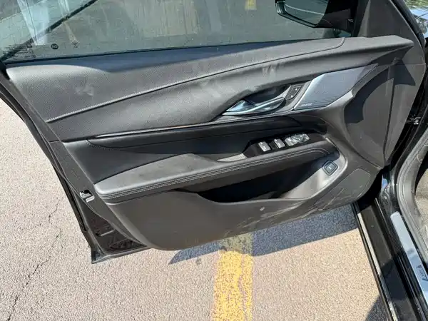 Cadillac CT4 2022