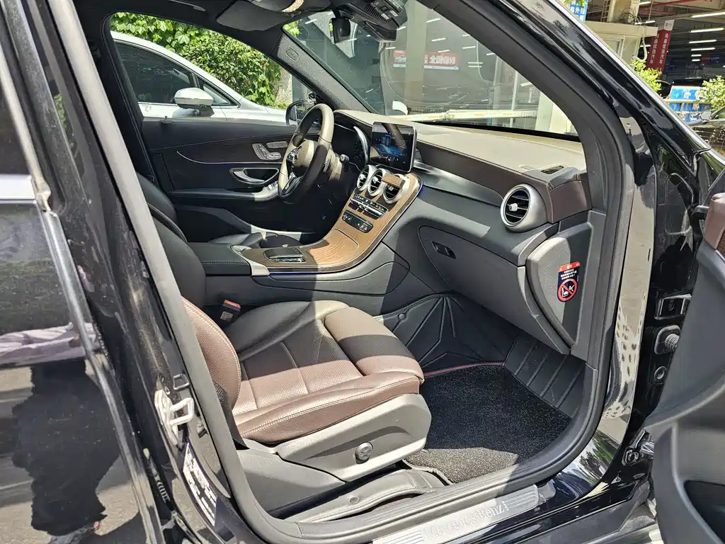 Mercedes-Benz GLC 2022 — фото 17