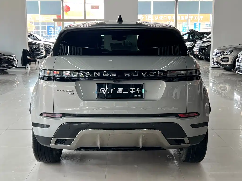 Land Rover Evoque 2023 — фото 5