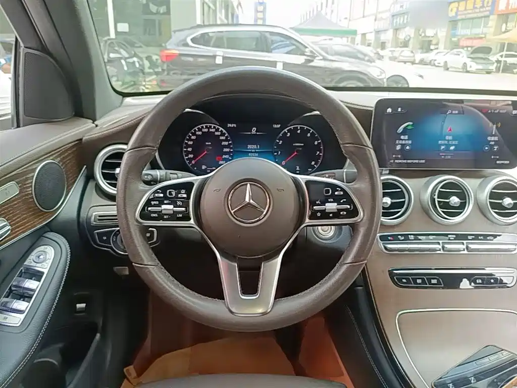 Mercedes-Benz GLC 2022 — фото 11