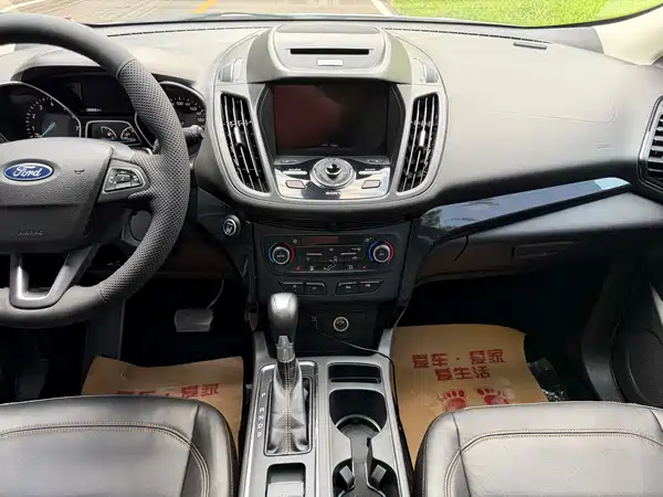 Ford Kuga 2017