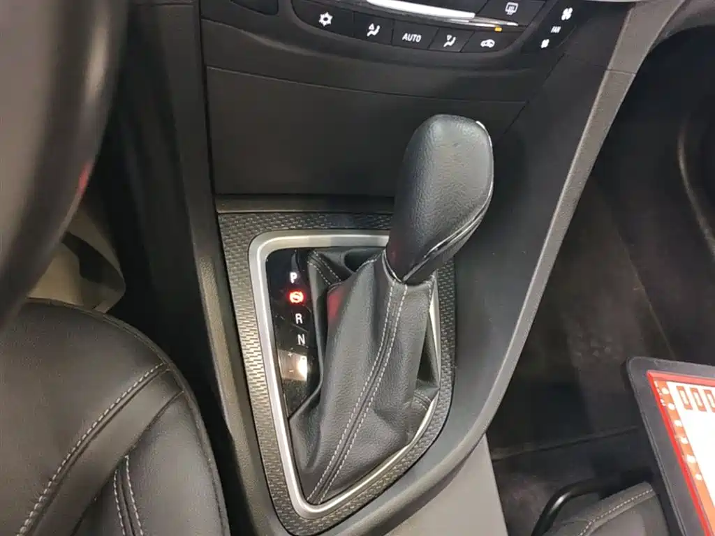 Buick Excelle 2019 — фото 14