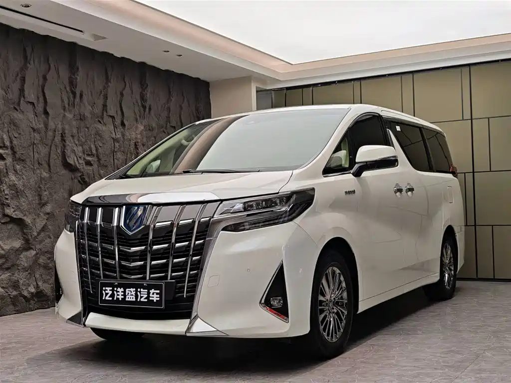 Toyota Alphard 2021 — фото 1