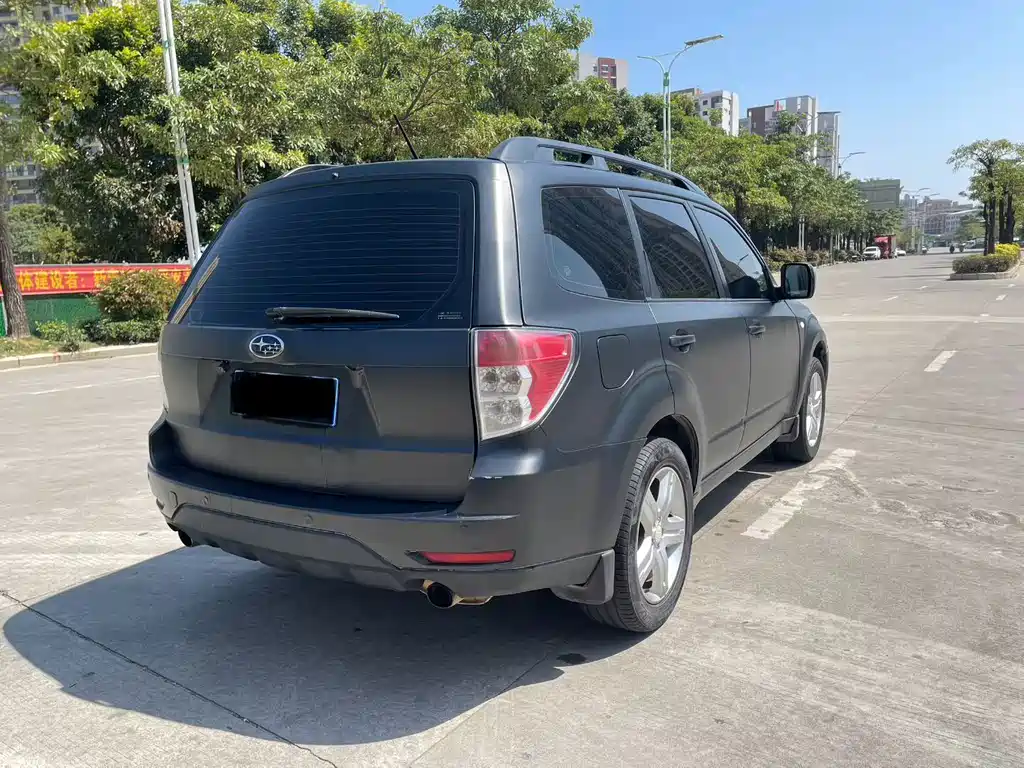Subaru Forester 2010