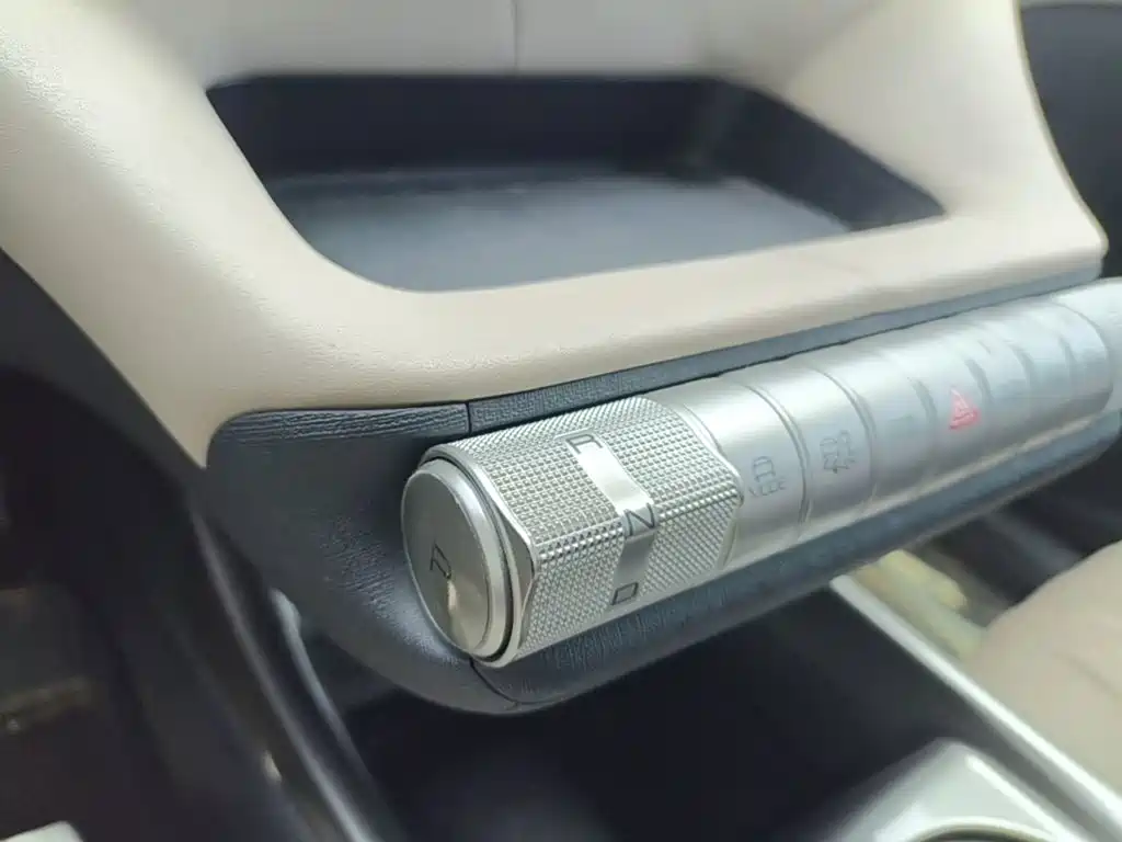 BYD Dolphin 2023 — фото 14