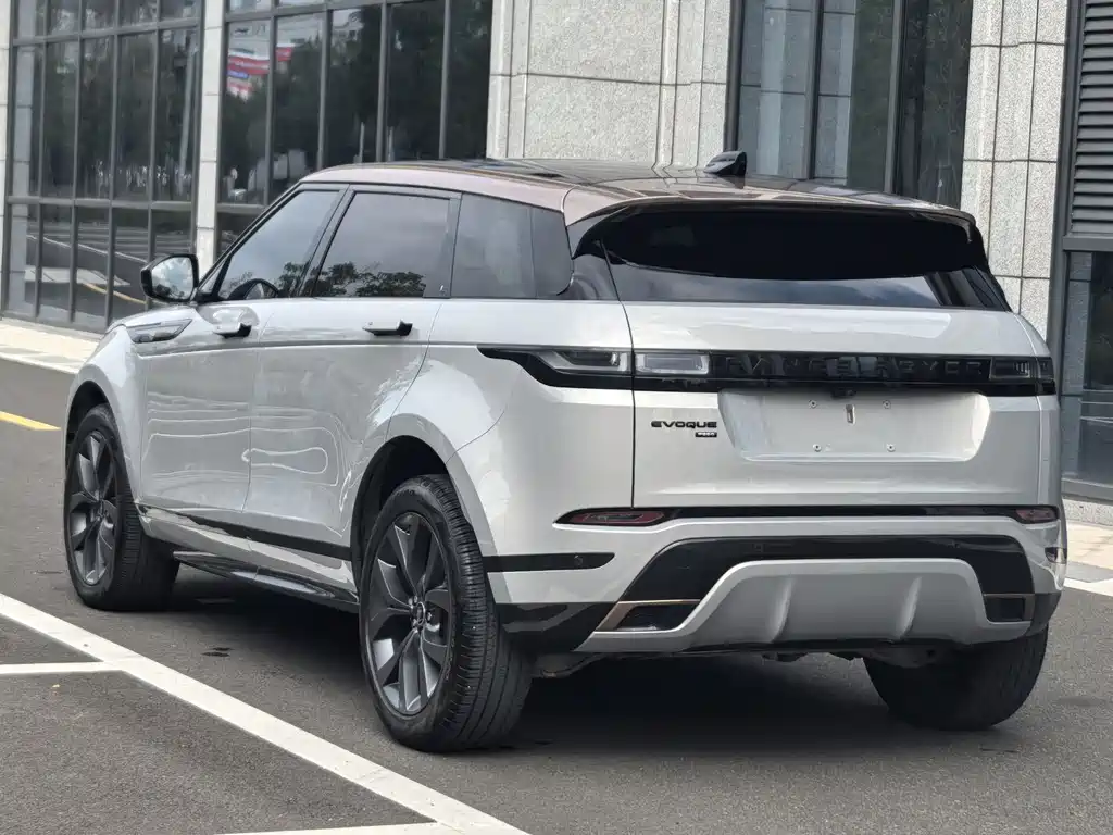 Land Rover Evoque 2024 — фото 4