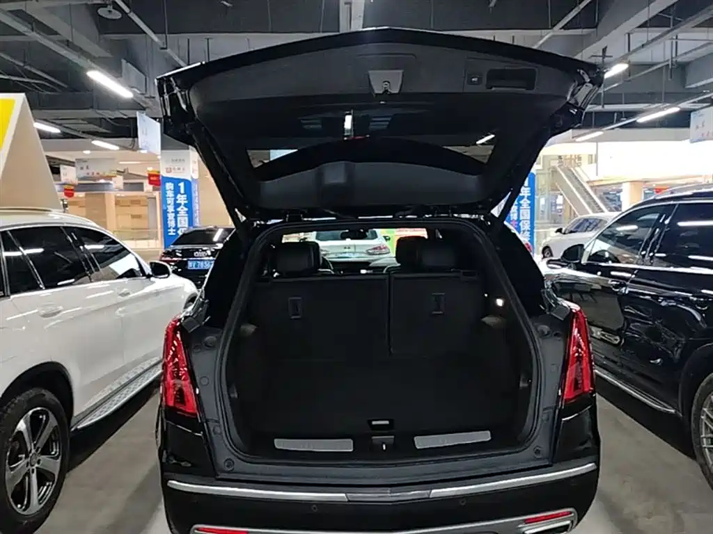 Cadillac XT5 2021 — фото 19