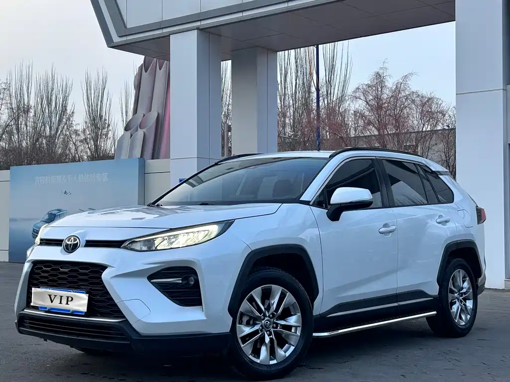 Toyota Wildlander 2021 — фото 1