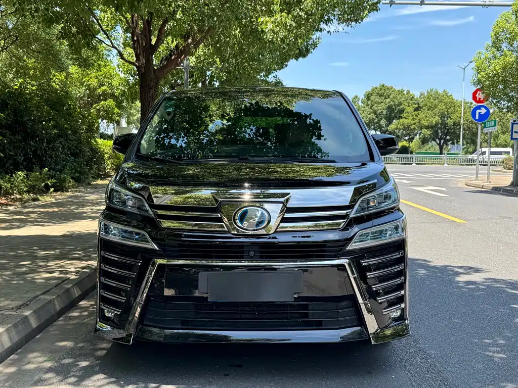 Toyota Vellfire 2021 — фото 2