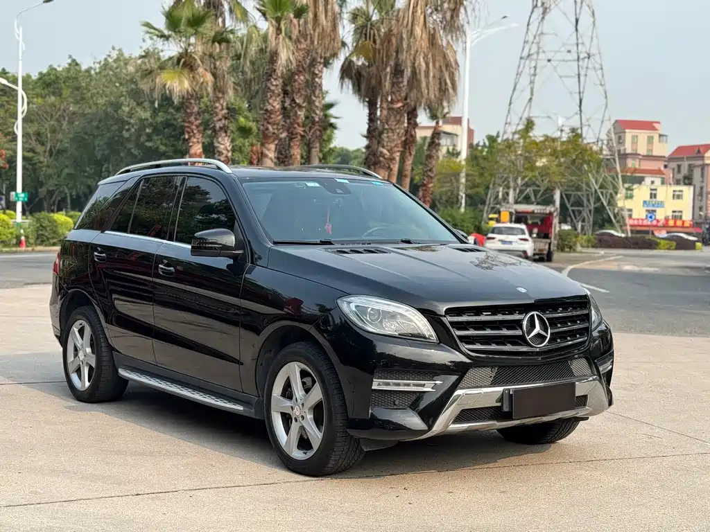 Mercedes-Benz M-Class 2015 — фото 3