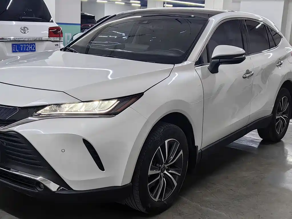 Toyota Harrier 2022 — фото 3