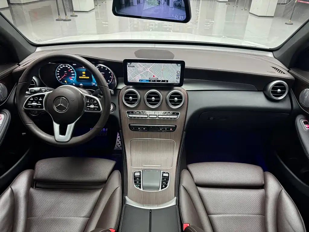 Mercedes-Benz GLC 2021 — фото 13