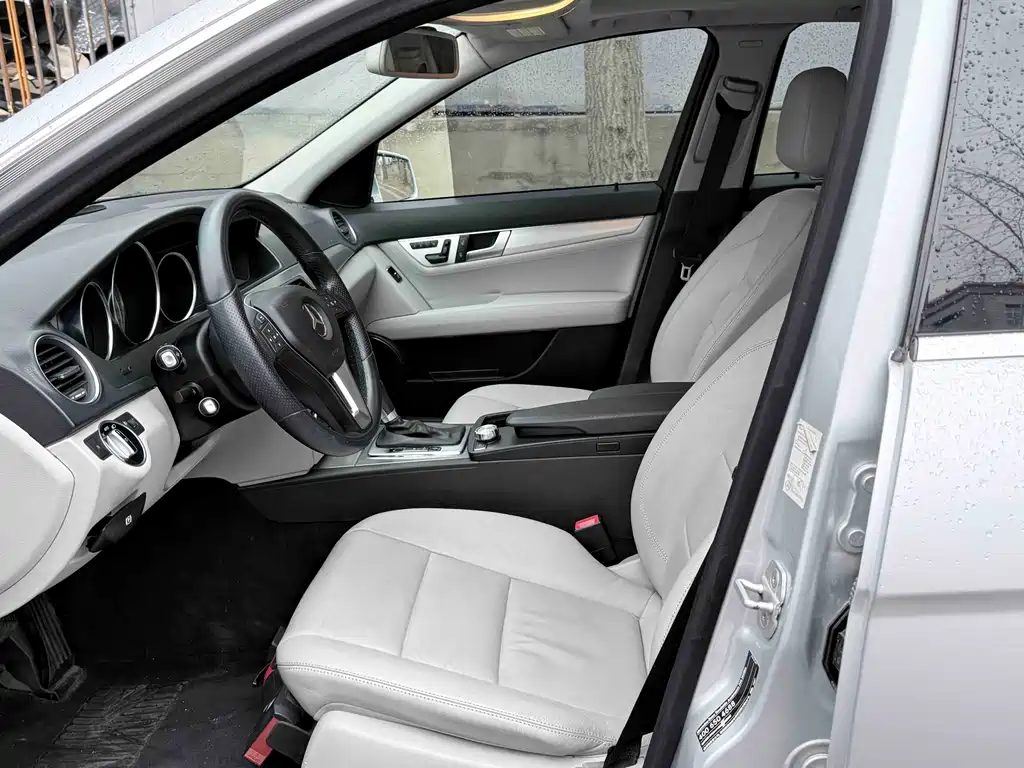 Mercedes-Benz C-Class 2015 — фото 11