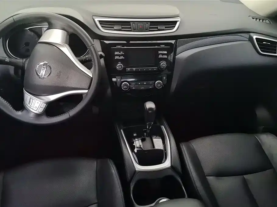 Nissan X-Trail 2015 — фото 12
