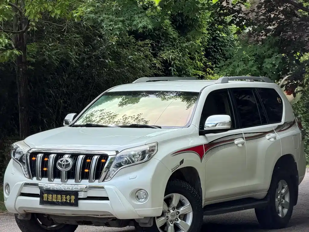 Toyota Prado 2015 — фото 3