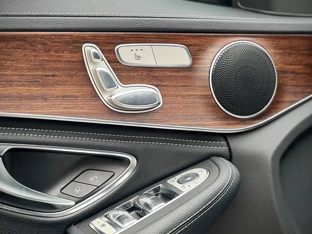 Mercedes-Benz C-Class 2019 — фото 11