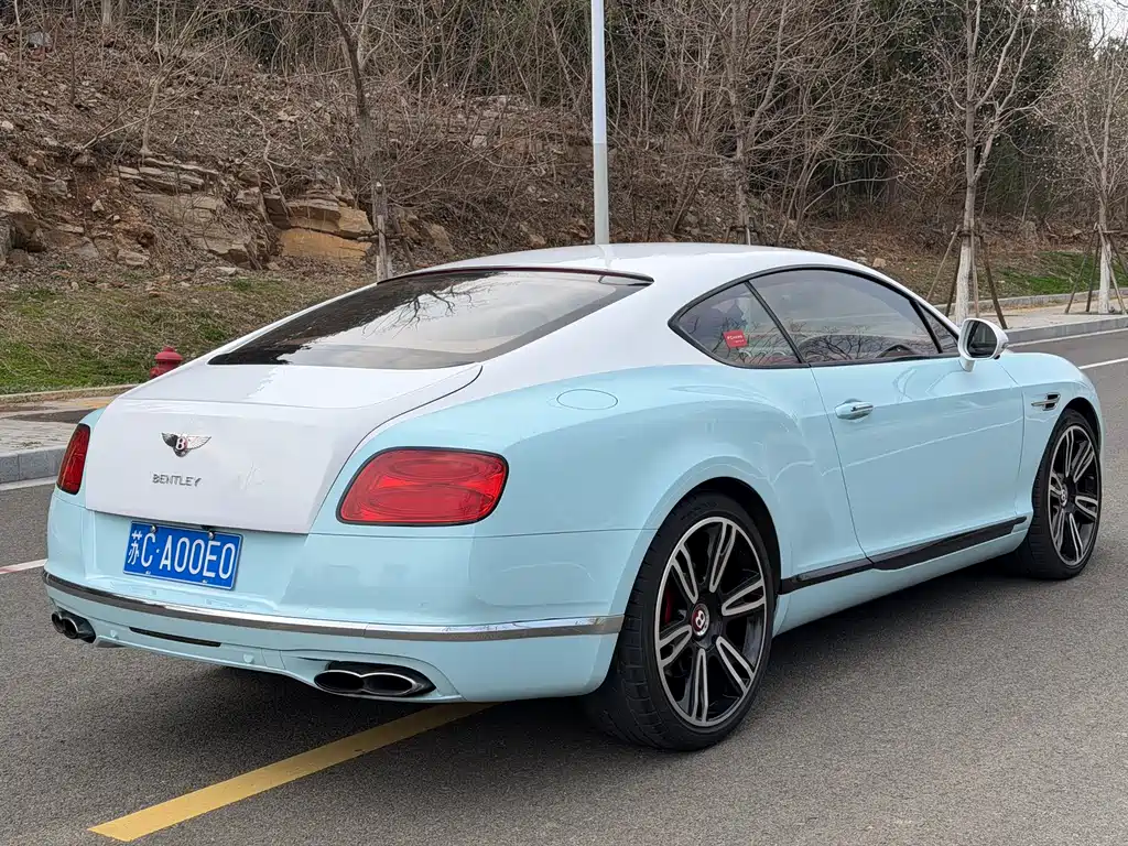 Bentley Continental 2015 — фото 6