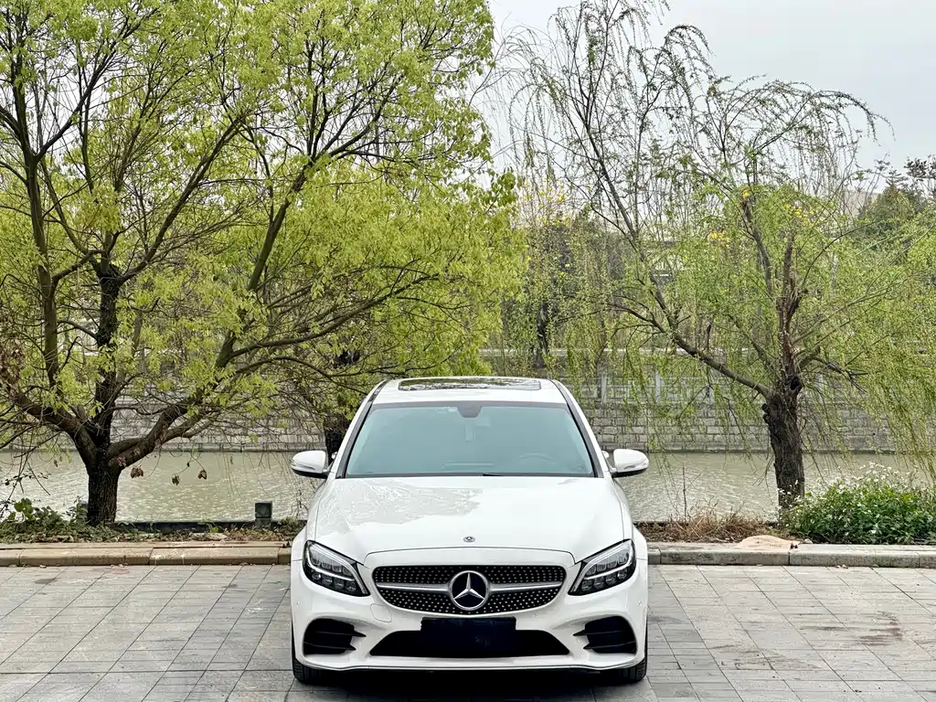 Mercedes-Benz C-Class 2018