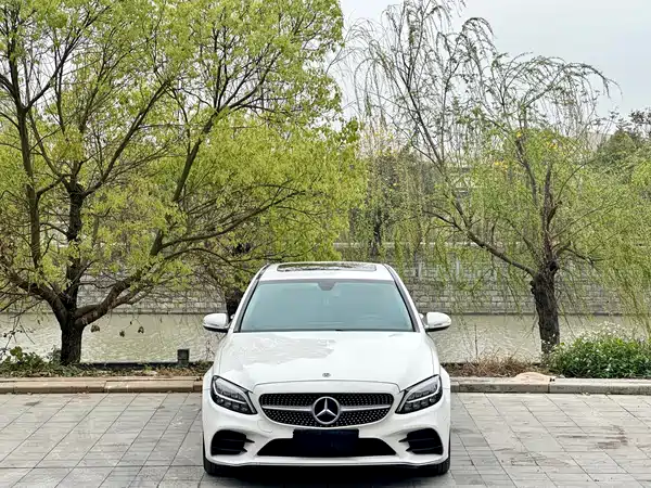 Mercedes-Benz C-Class 2018