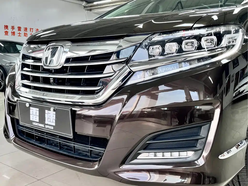 Honda Elysion 2018 — фото 4