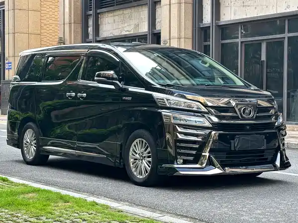 Toyota Vellfire 2021